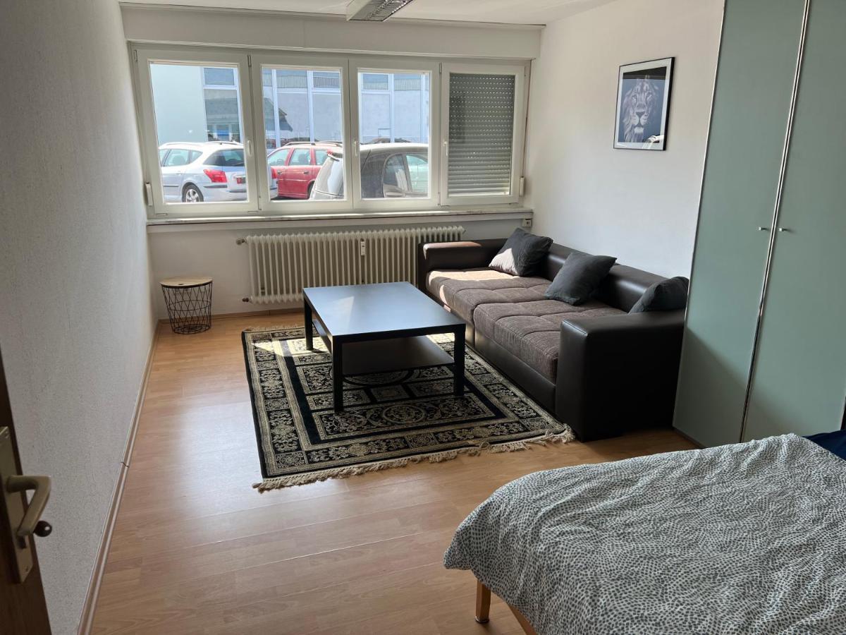 Ferienwohnung Monteurzimmer Karlsruhe Ngoại thất bức ảnh