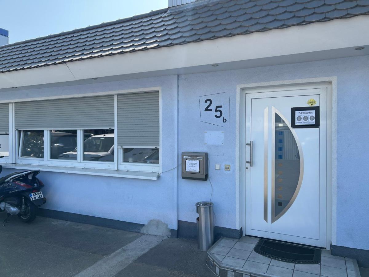 Ferienwohnung Monteurzimmer Karlsruhe Ngoại thất bức ảnh