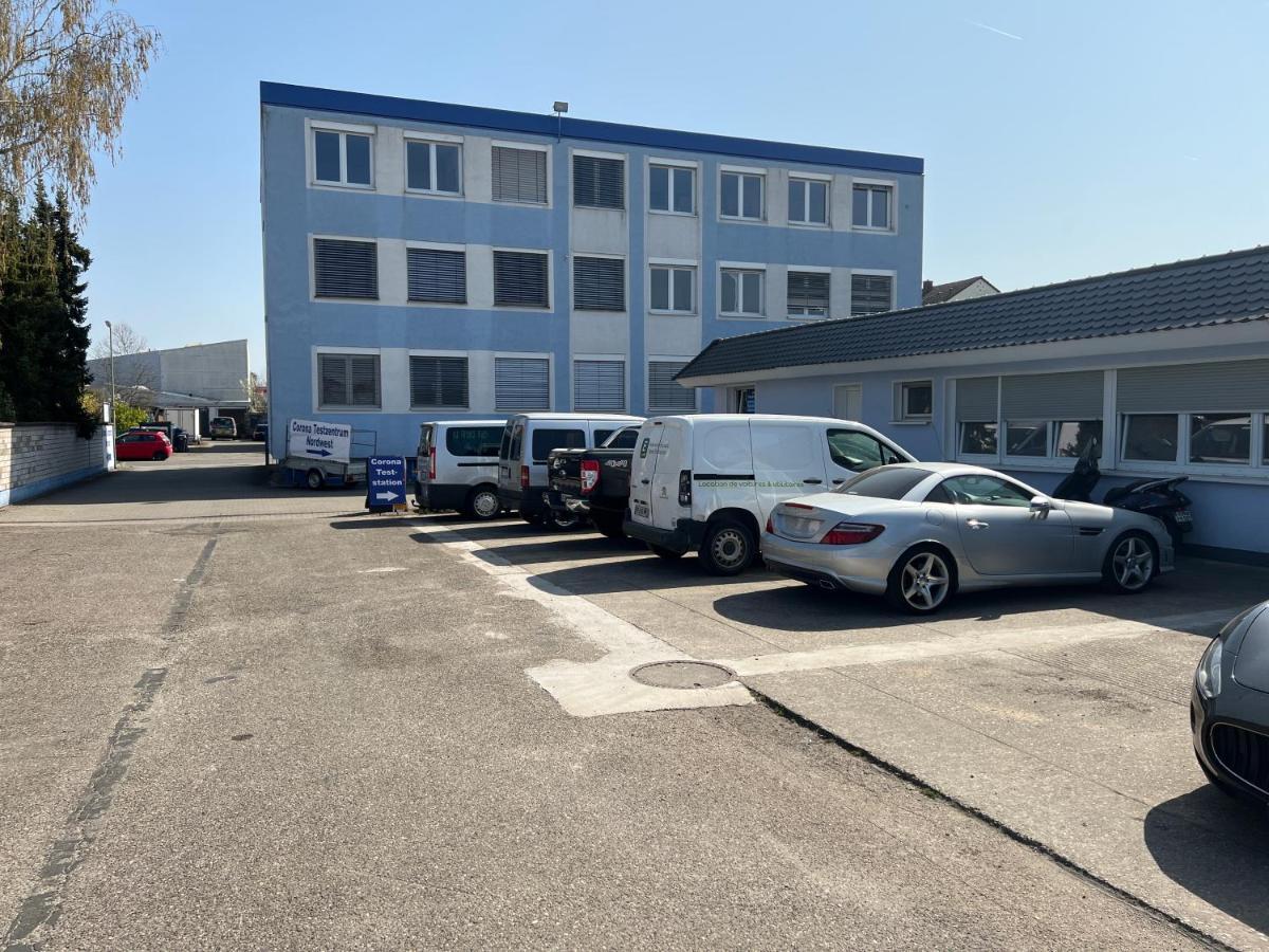Ferienwohnung Monteurzimmer Karlsruhe Ngoại thất bức ảnh
