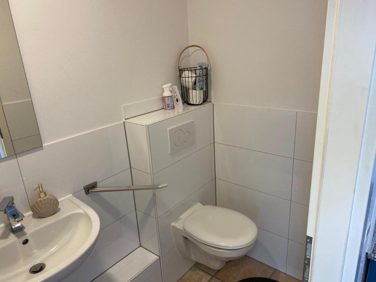 Ferienwohnung Monteurzimmer Karlsruhe Ngoại thất bức ảnh